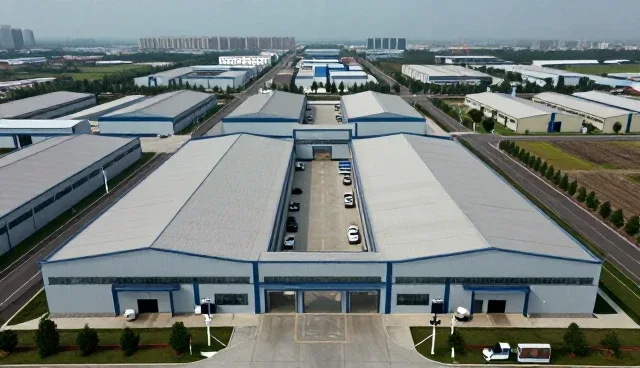 高空作业平台租赁管理中的关键使用与维护建议